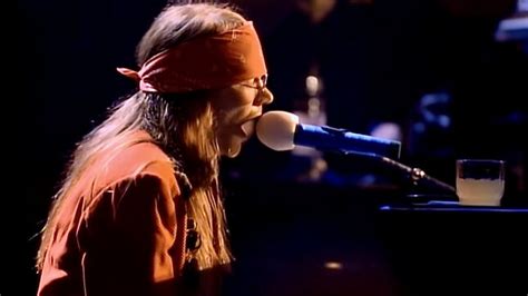  November Rain của Guns N' Roses: Một bản Ballad Rock đầy tâm trạng và bão tố cảm xúc